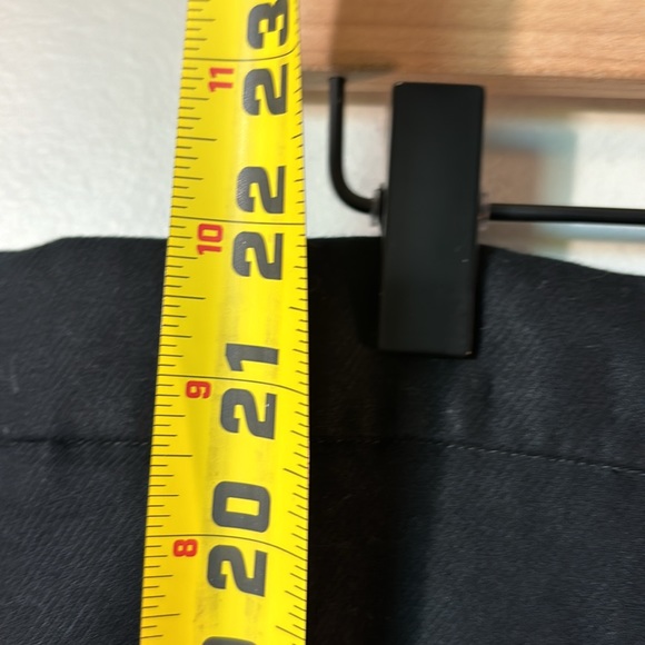 J. Crew black pencil skirt 💯 cotton in size 14. - Picture 4 of 6